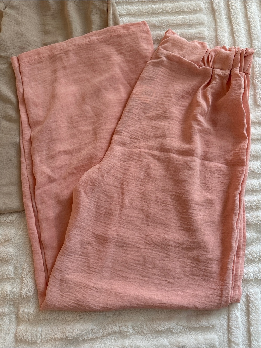 Women’s high rise wide leg pants
